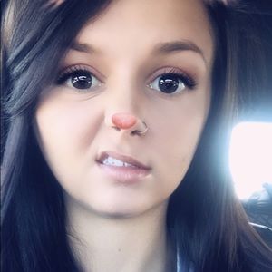 Meet your Posher, Kaelyn